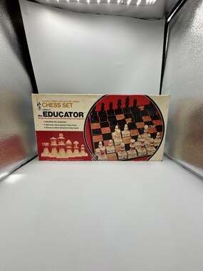Vintage Classic Games Collectors Series Edition V The Educator Chess Set